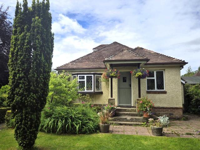 Bungalow for sale in Ashurst Bridge, Hampshire