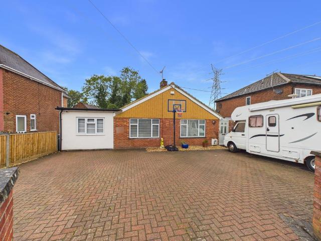 Bungalow for sale in High Wycombe Community Board, High Wycombe