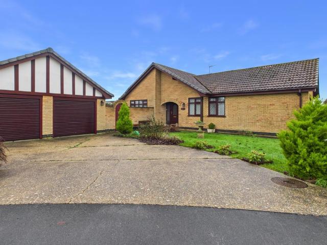 Bungalow for sale in Mablethorpe and Sutton, Belleau