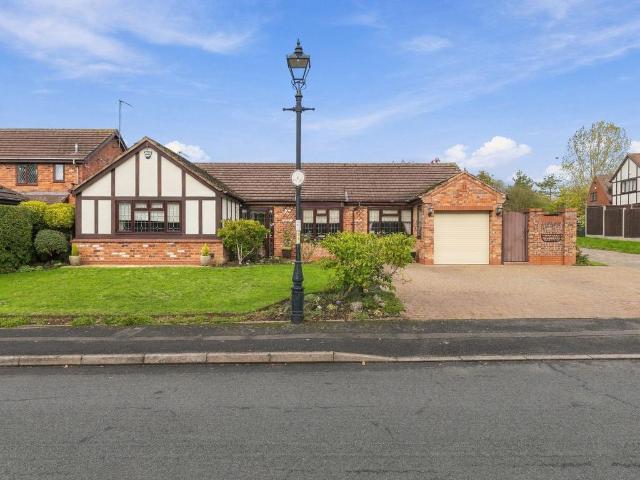 Bungalow for sale in Riverside, Redditch