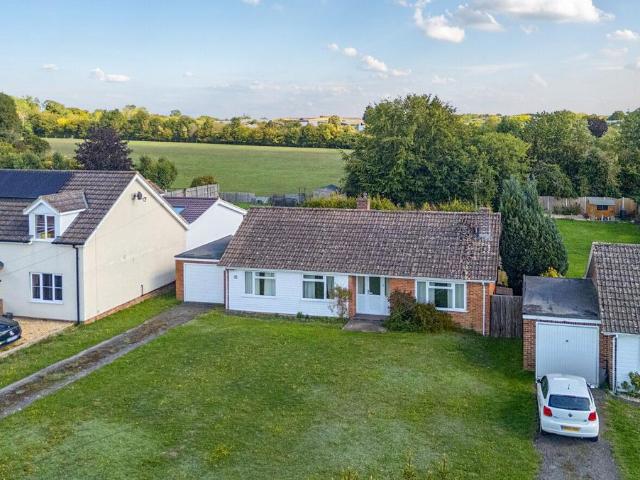Bungalow for sale in Barton Stacey, Hampshire