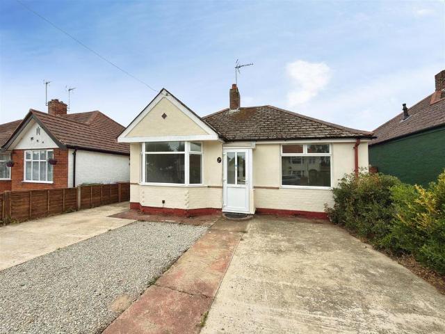 Bungalow for sale in Eastbridge, Suffolk