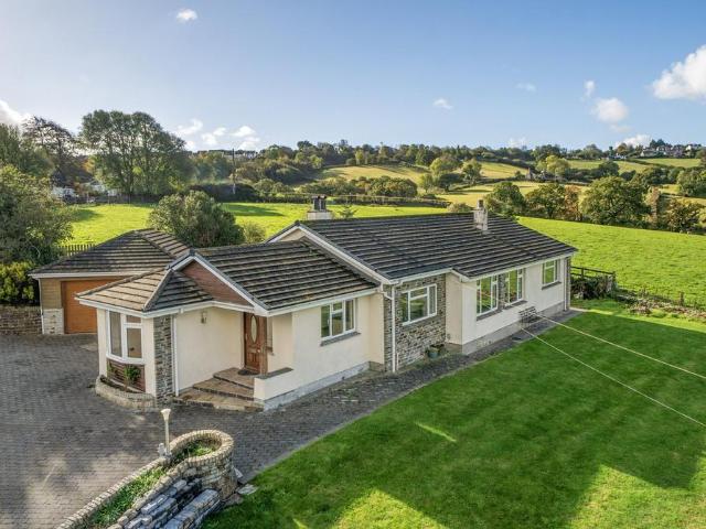 Bungalow for sale in Lawhitton Rural, Launceston