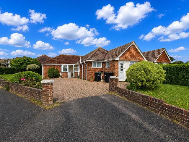 Bungalow for sale in Hythe and Dibden, Ashurst Bridge
