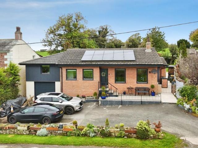 Bungalow for sale in Grange Farm, Woodside