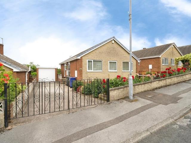 Bungalow for sale in Worsbrough, South Yorkshire