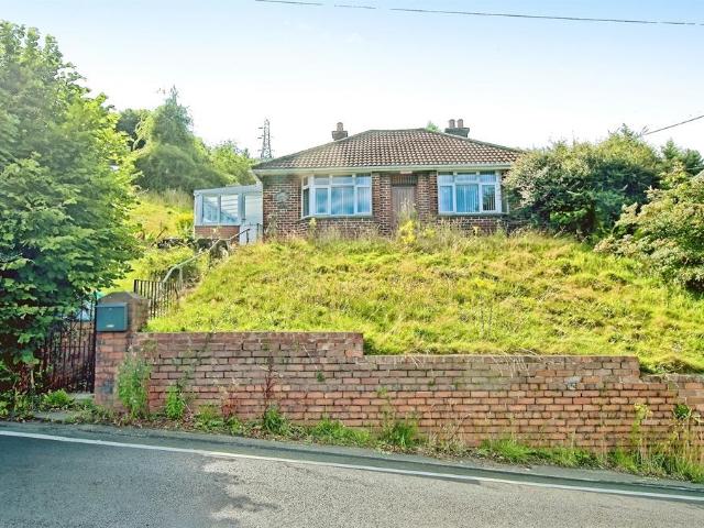 Bungalow for sale in Cwm-nant-gwynt, Crumlin