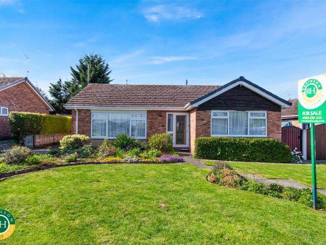 Bungalow for sale in Tickhill, South Yorkshire