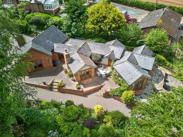 Bungalow for sale in Forthampton, Worcestershire