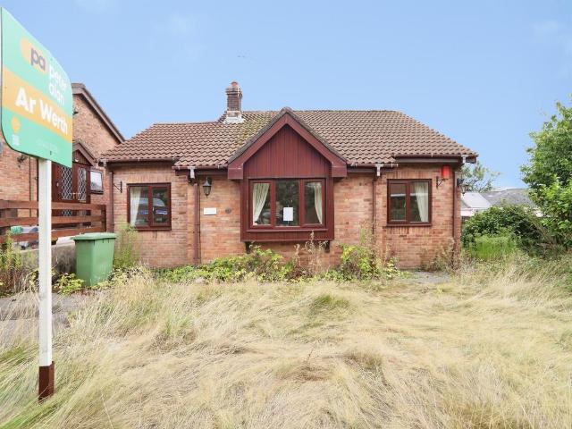 Bungalow for sale in Llantwit Fardre