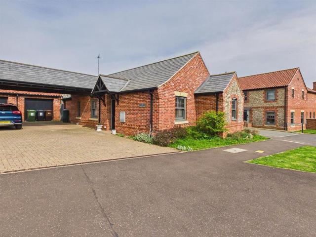 Bungalow for sale in Comers, Norfolk