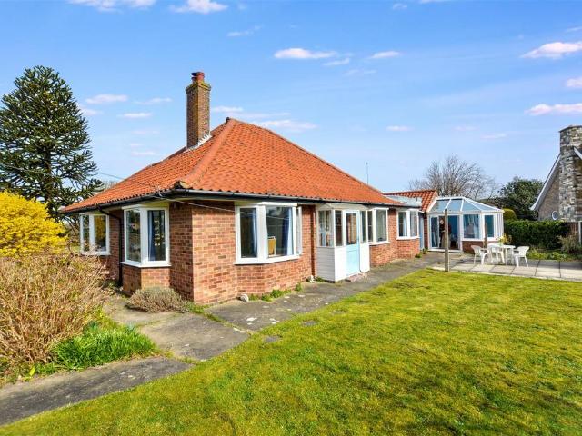 Bungalow for sale in Comers, Norfolk