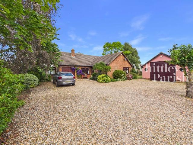 Bungalow for sale in Bedingfield, Suffolk
