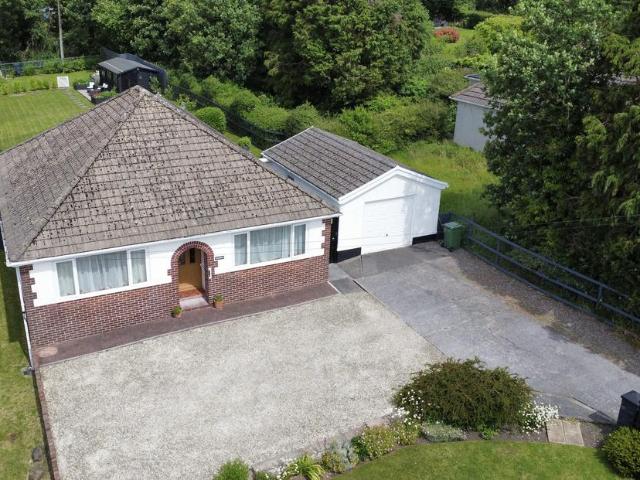 Bungalow for sale in Kidwelly, Wales