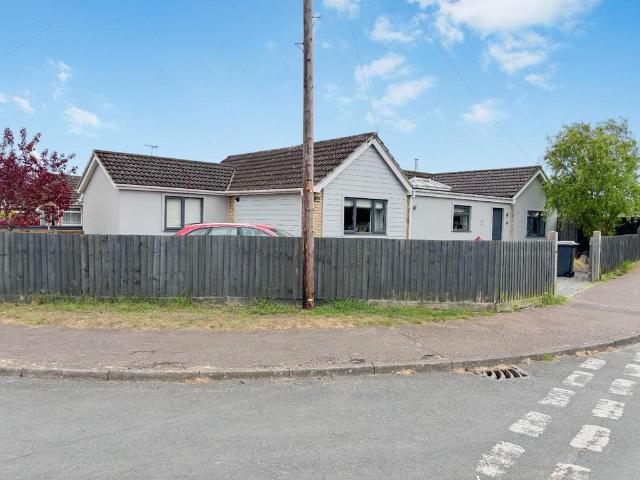 Bungalow for sale in Chedburgh, Suffolk