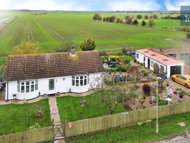 Bungalow for sale in Belleau, Lincolnshire