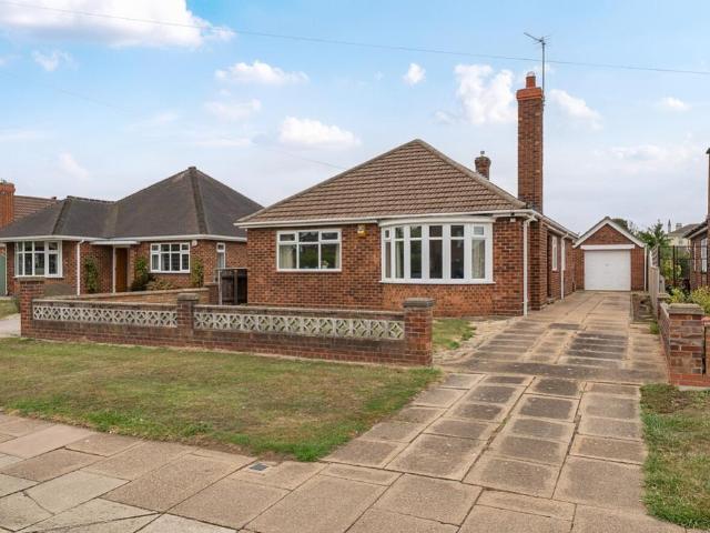 Bungalow for sale in Grimsby, North East Lincolnshire