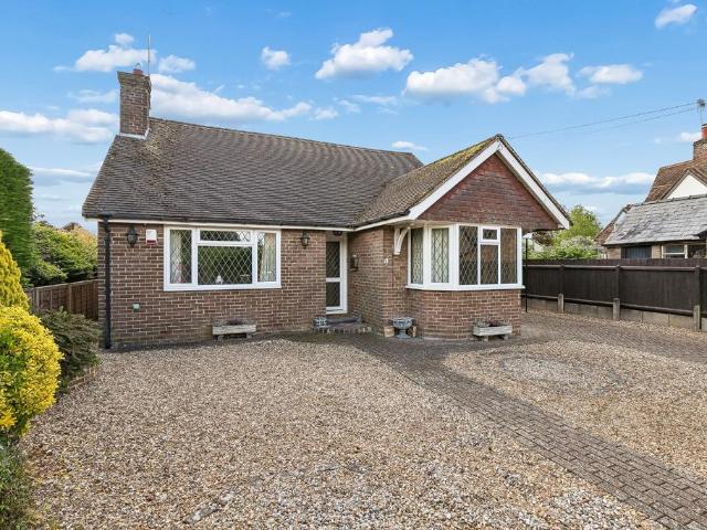 Bungalow for sale in King's Walden, Hertfordshire