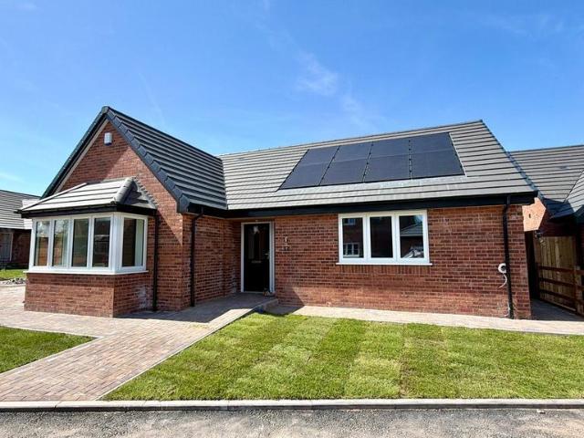 Bungalow for sale in Sambourne, Alderminster