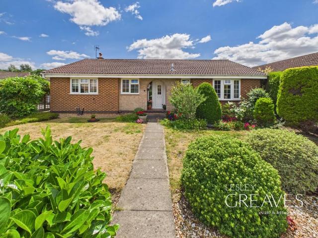 Bungalow for sale in Gedling
