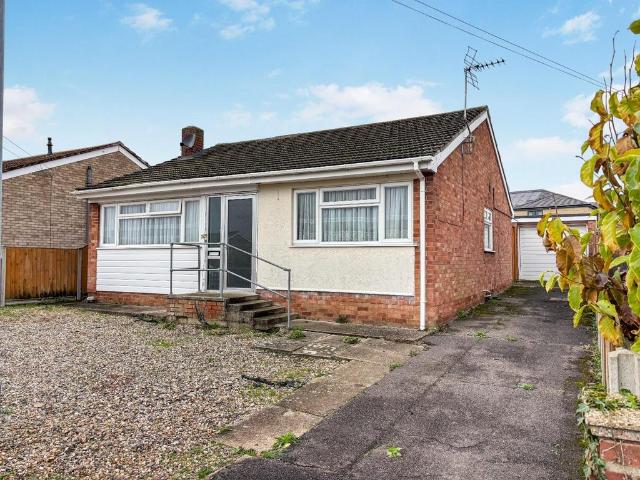 Bungalow for sale in Thetford, East Tuddenham