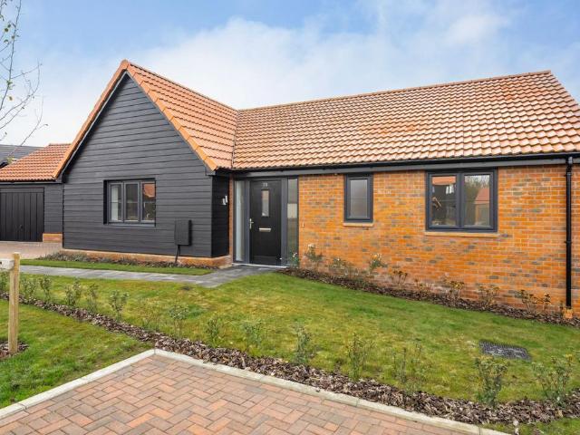 Bungalow for sale in Bedingfield, Suffolk