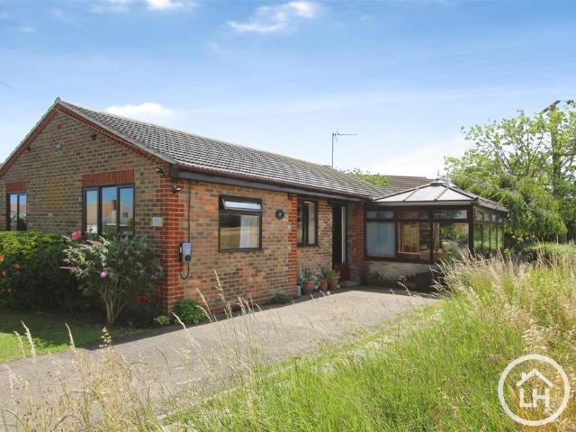 Bungalow for sale in Oad Street, Kent