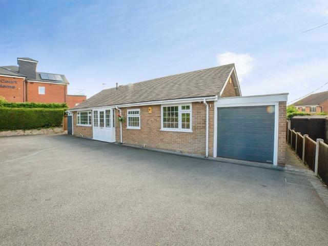 Bungalow for sale in Heanor Gate, Kedleston