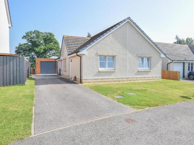 Bungalow for sale in Muir Of Ord, Scotland
