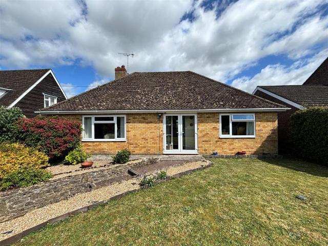 Bungalow for sale in Wiltshire
