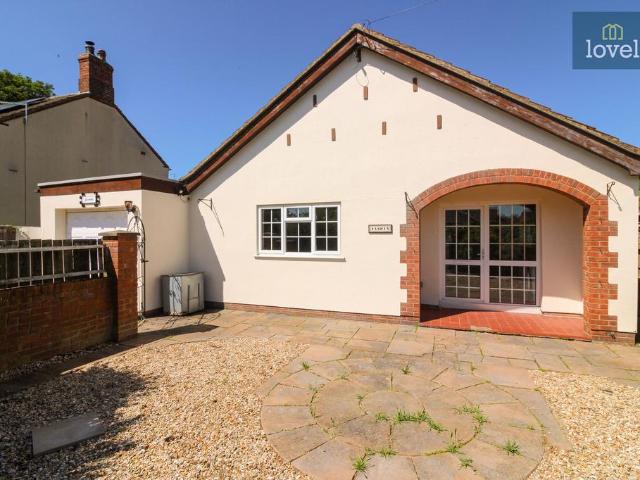 Bungalow for sale in Belleau, Lincolnshire