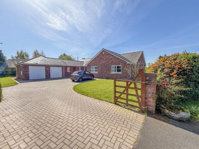 Bungalow for sale