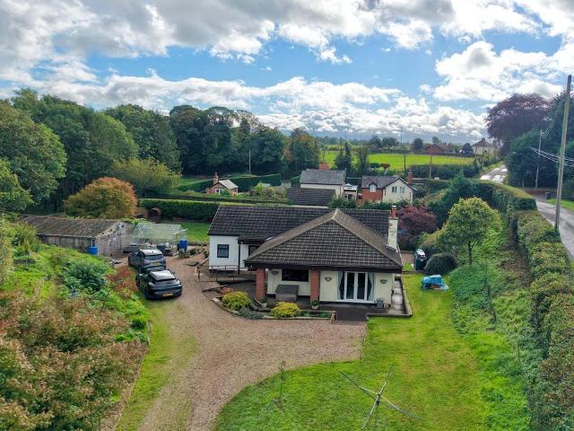 Bungalow for sale in Bronington, Fenn's Bank