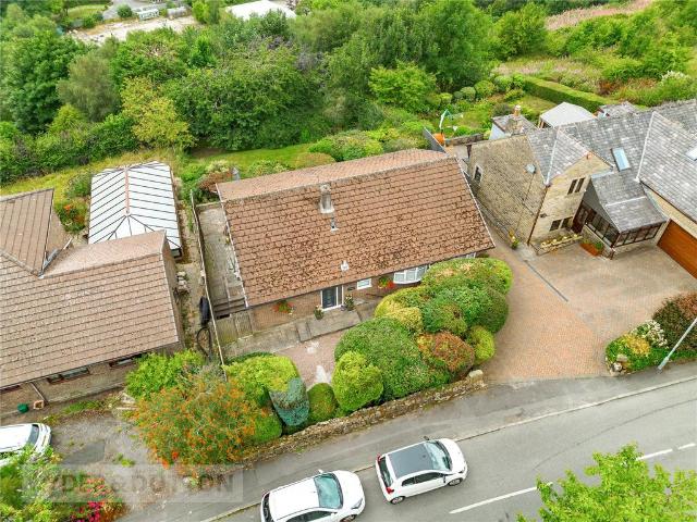 Bungalow for sale in Saddleworth, Pendock