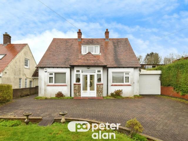 Bungalow for sale in Llwydcoed