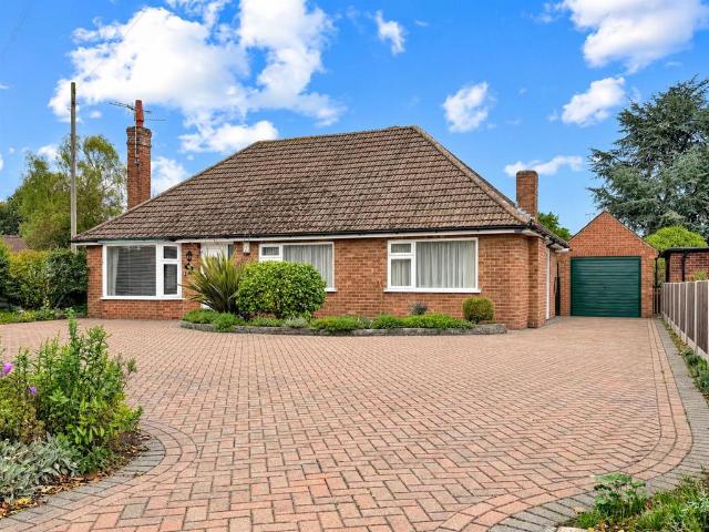 Bungalow for sale in Alverton, East Midlands