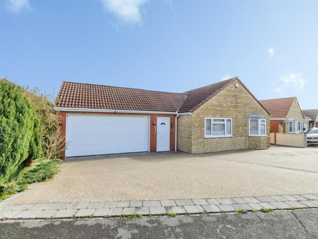 Bungalow for sale in Hartsholme, Brayford