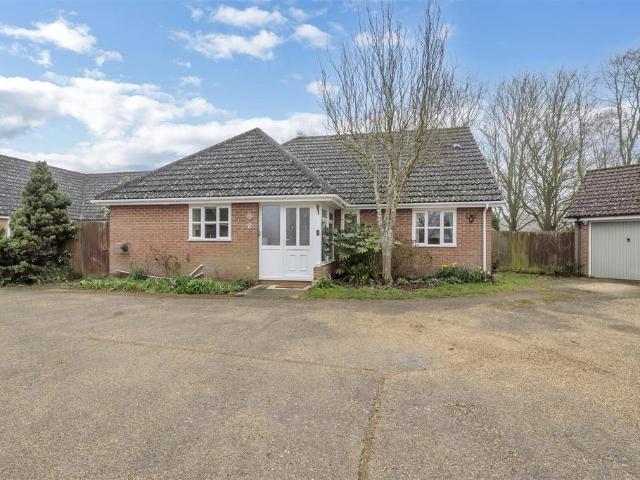 Bungalow for sale in Chedburgh, Suffolk