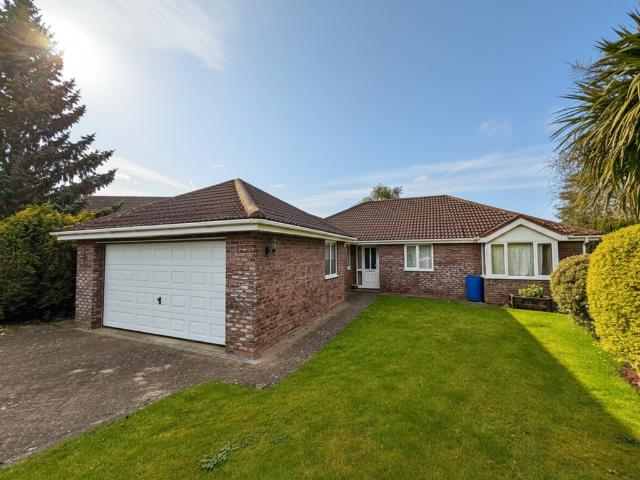 Bungalow for sale in Belleau, Lincolnshire