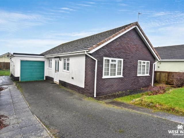 Bungalow for sale in Pembroke, Wales