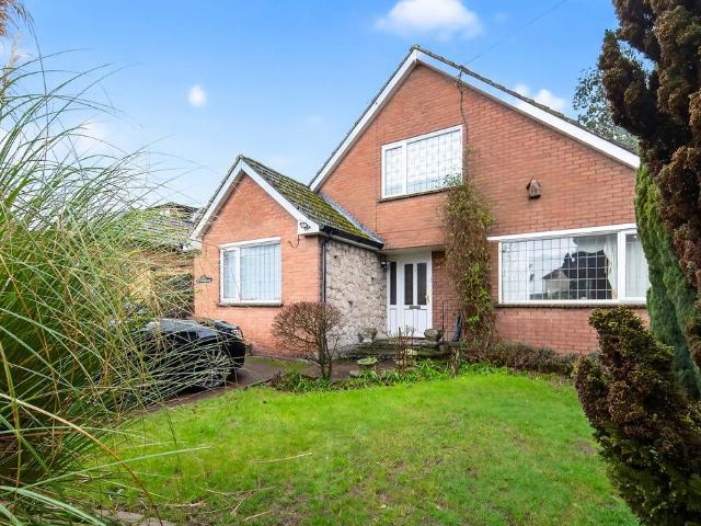 Bungalow for sale in Oad Street, Kent