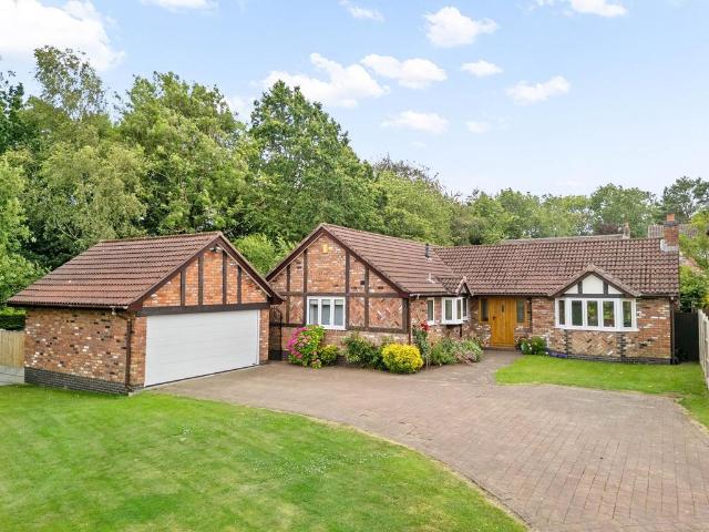 Bungalow for sale in Appleton, Warrington