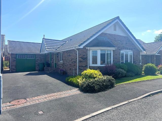 Bungalow for sale