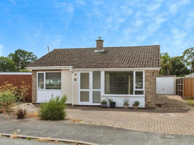 Bungalow for sale in Weeting-with-Broomhill, East Tuddenham