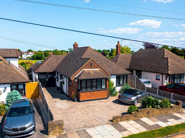 Bungalow for sale in North Shoebury, Alton Barnes