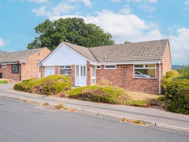 Bungalow for sale in Woolaston, Bromsberrow Heath