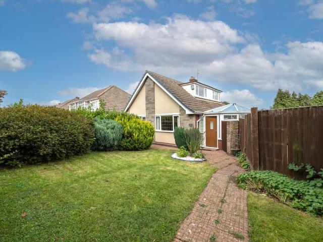 Bungalow for sale in Tipton, Sandwell