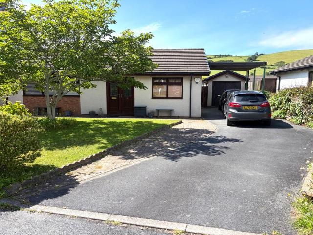Bungalow for sale in Trefeurig, Penrhyn-coch
