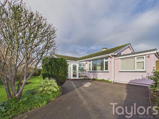 Bungalow for sale in Broadsands, Galmpton