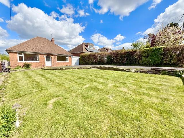 Bungalow for sale in Wanborough, Westborough